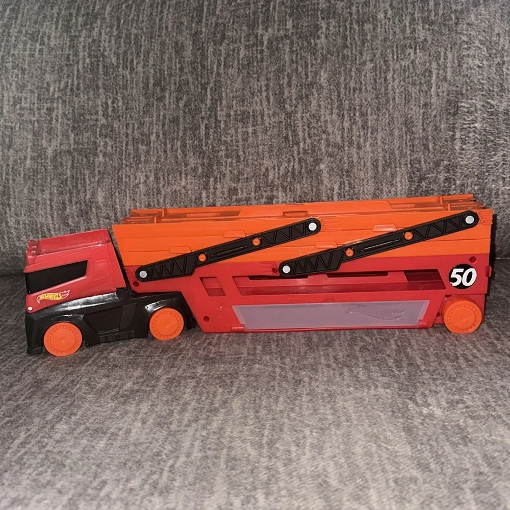 Hot Wheels Hauler